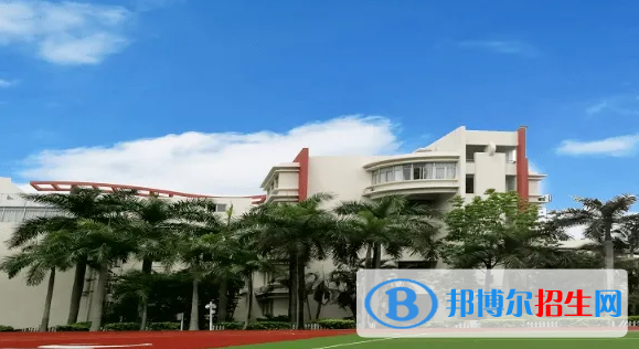 深圳贝赛思国际学校初中部2023年课程体系