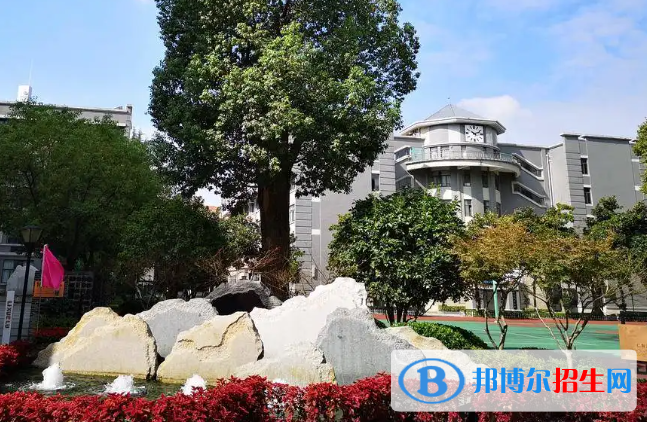 南京大学附属中学2023年学费、收费多少 