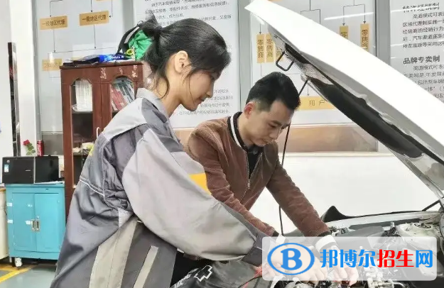  安徽2023年女孩上汽修学校学什么好