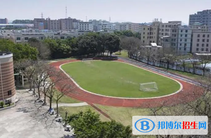 深圳康桥书院初中部2023年学费标准