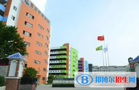 深圳康桥书院初中部2023年课程体系
