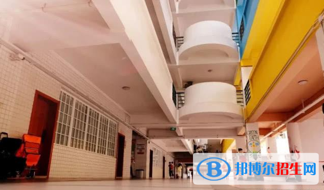 深圳奥斯翰外语学校初中部怎么样