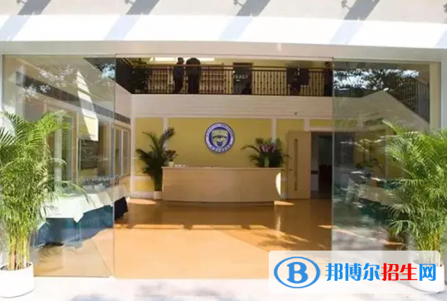 广州爱莎国际学校初中部2023年入学考试2