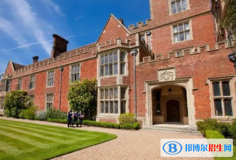广州英国学校初中部2023年学费标准