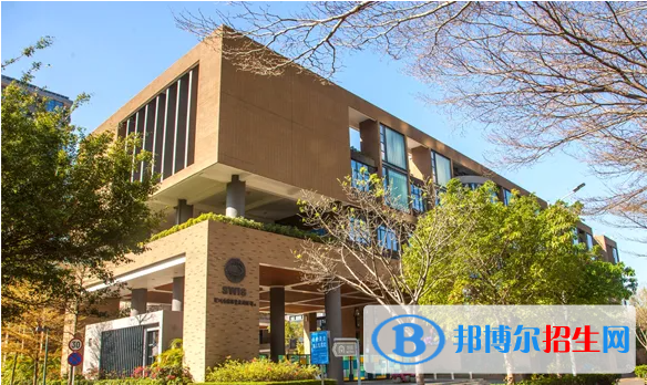 广州加拿大国际学校(CIS)初中部怎么样2