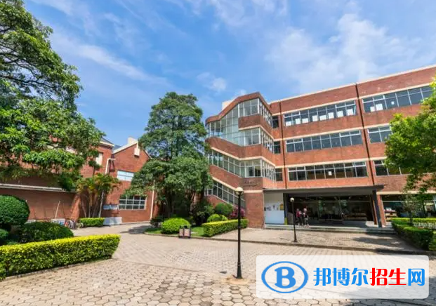 广州美国人国际学校初中部2023年入学考试