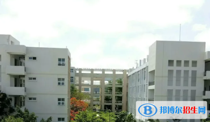 三亚市第一中学2023年招生代码 