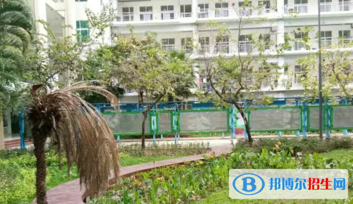 三亚市第一中学2023年学费、收费多少