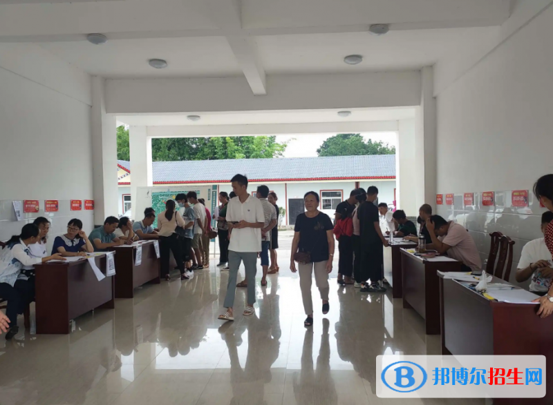  云南2023年中专学校属于什么学历