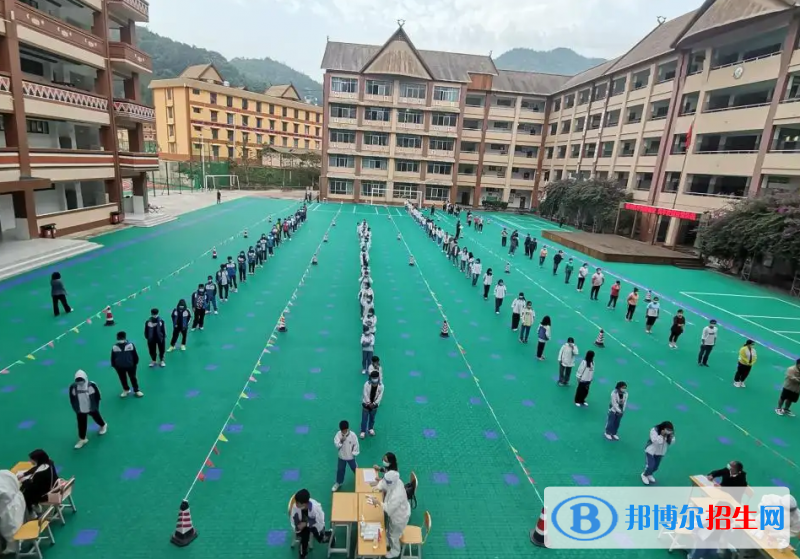  云南2023年什么叫中专学校