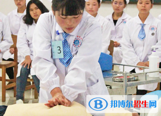 云南2023年中等卫校学什么专业好