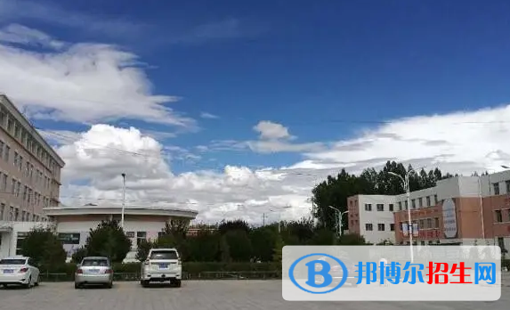  西藏2023年初中毕业读什么中专学校最好
