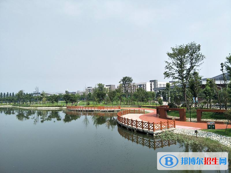 成都2023年铁路学校的大专
