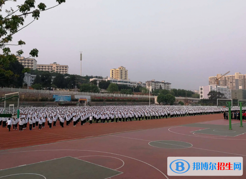  云南2023年中专学校和中专有哪些区别
