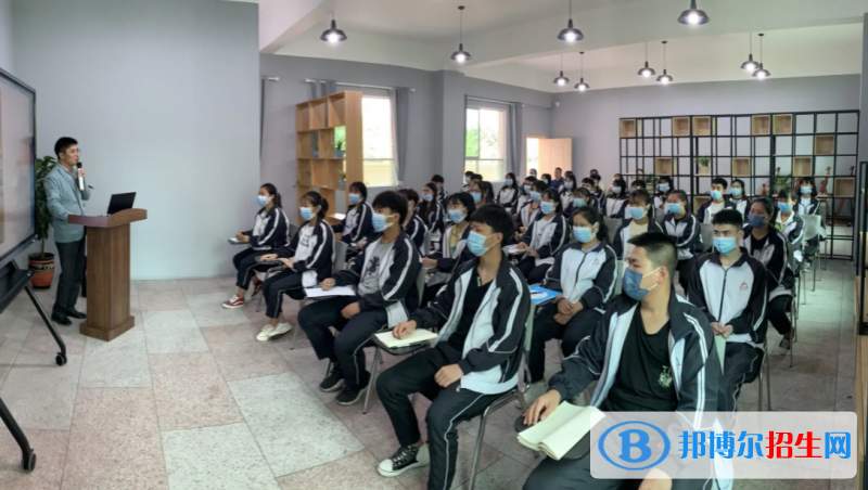  贵州2023年100分能上铁路学校吗