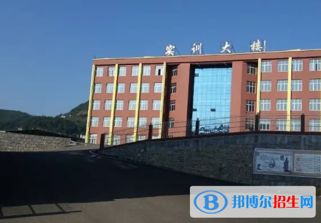  贵州2023年初中生上铁路学校好吗