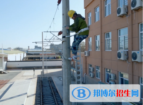石家庄2023年有哪些铁路学校是公办的