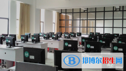 石家庄2023年计算机学校里面都有哪些专业
