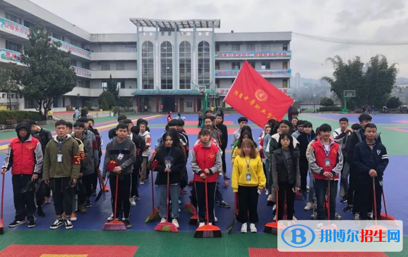 贵州2023年初中生能读什么铁路学校