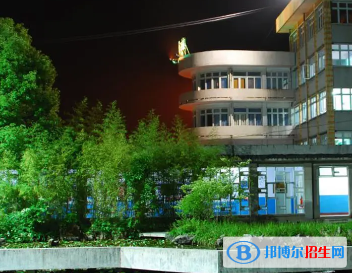 贵州2023年初中生可以上铁路学校吗