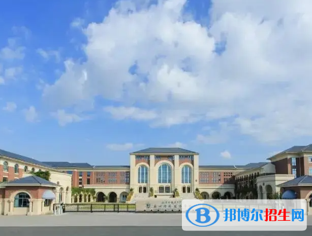 西交利物浦大学附属学校初中部靠谱吗