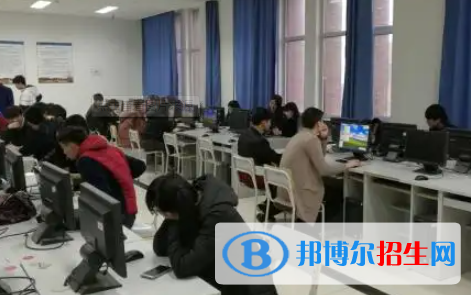 广西2023年计算机学校里面有什么专业