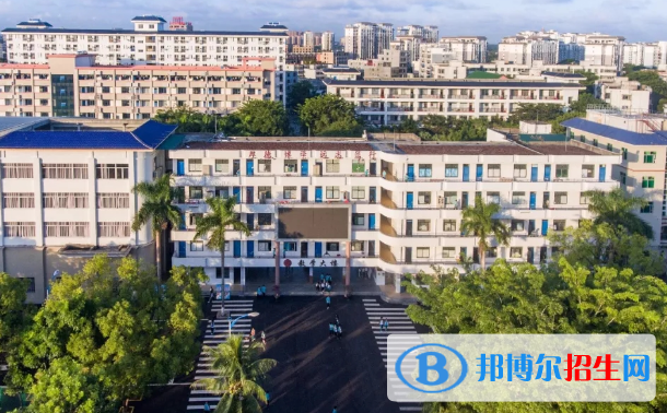 万宁中学2023年招生简章 