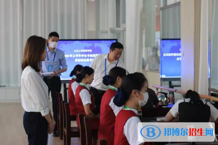 成都2023年女生学铁路学校好吗