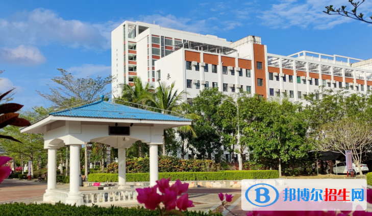 北京师范大学万宁附属中学2023年招生简章 