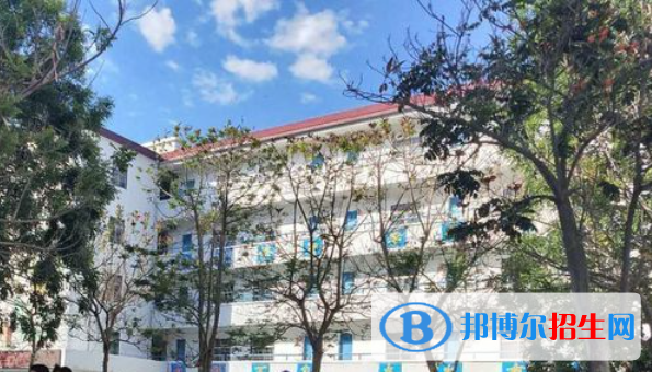 东方市民族中学2023年地址在哪里 