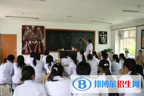 兰州2023年初中生能读卫校吗