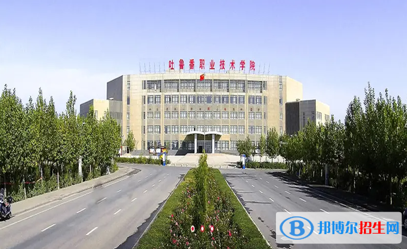 2023新疆理科215分左右能上什么好大学（本省大学+外省大学）