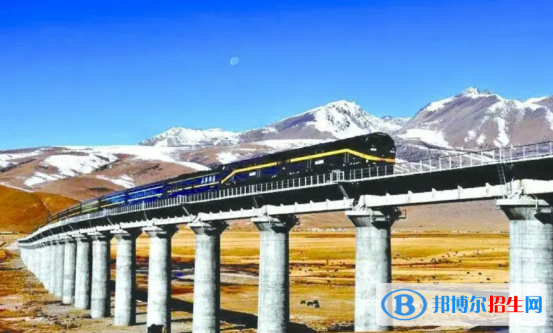 石家庄2023年初中生读什么铁路学校最好