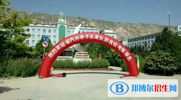兰州2023年男生读卫校好吗