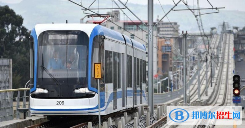 成都2023年读铁路学校有用吗