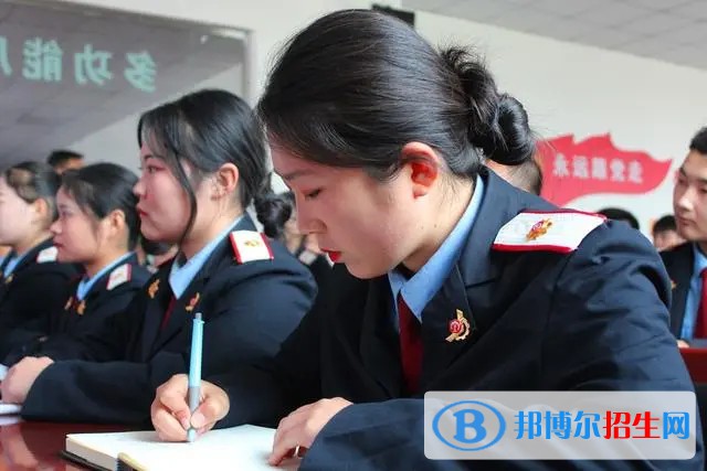 石家庄2023年女生读铁路学校