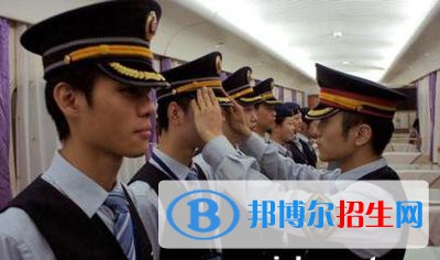 成都2023年铁路学校什么学历