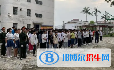 广西2023年初中生可以学计算机学校吗