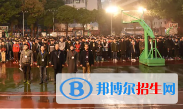 广西2023年300分能上计算机学校吗