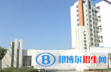 广西2023年初中生上计算机学校好不好