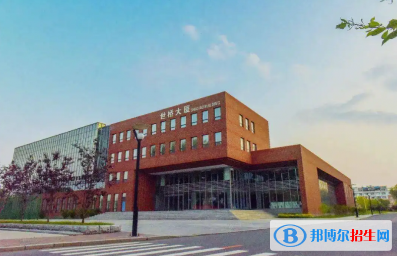 吉林外国语大学是二本还是一本（吉林外国语大学）