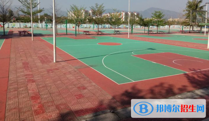 乐东中学2023年招生办联系电话 