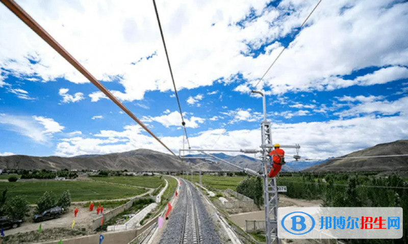 石家庄2023年哪个职业技术铁路学校好