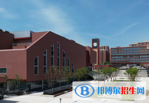 重庆第八中学校国际部2023年学费标准2