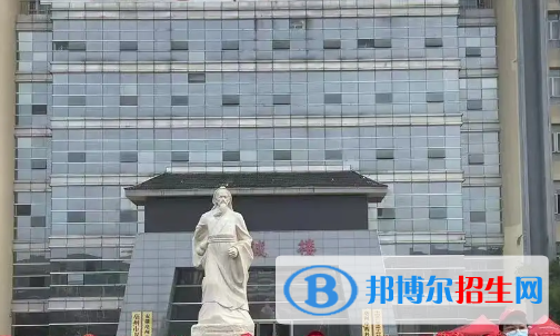 安徽2023年读汽修学校一年要多少钱