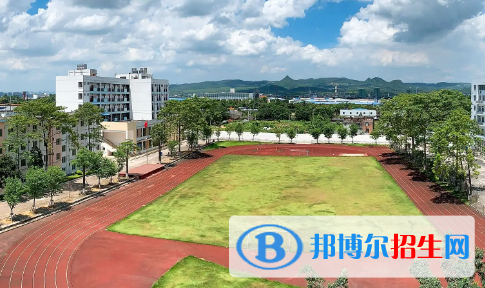 广西2023年女生学什么计算机学校好