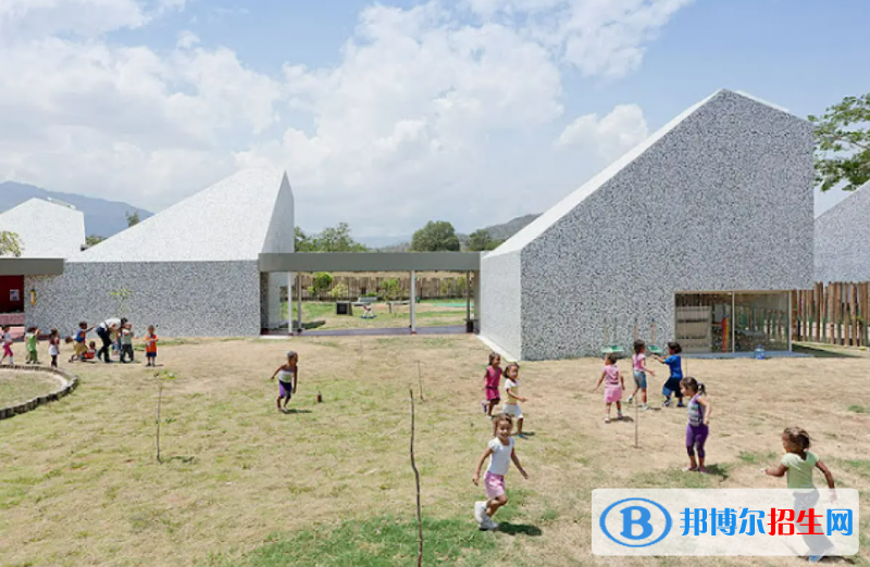 石家庄2023年哪个幼师学校好呢
