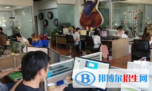 杭州2023年中专学校学什么比较好