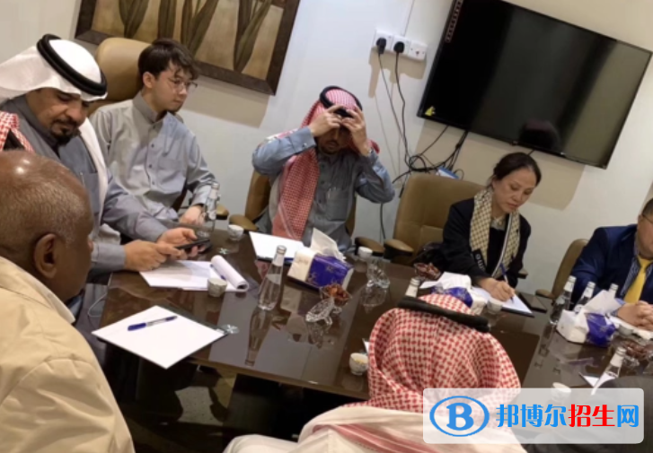 大学应用阿拉伯语专业可以从事哪些工作？