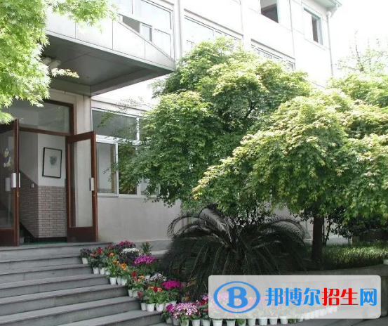 杭州2023年现在中专学校学什么专业好